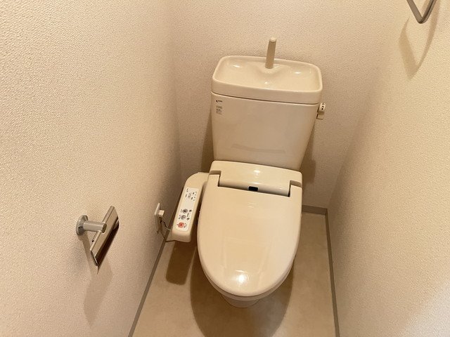 オーキッドレジデンス塚本のトイレ写真