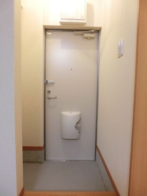 アイコート中野大和町の玄関写真