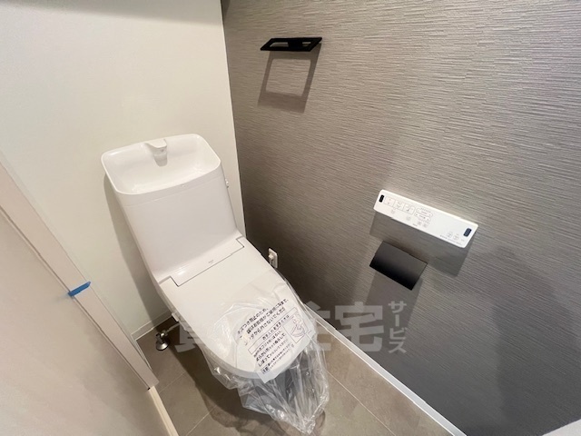 ＪＲ阪和線 津久野駅 徒歩8分 3階建 築2年のトイレ写真
