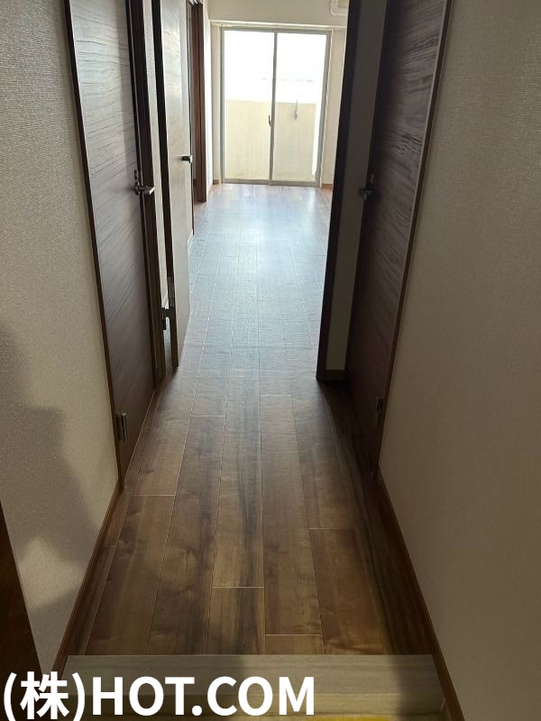 ＪＲ博多南線 博多駅 徒歩13分 8階建 築11年の玄関写真