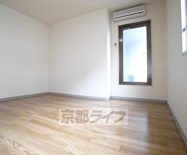 居室・リビング　広々としたお部屋になります。