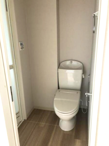 トイレ　ゆったりとした空間のトイレです