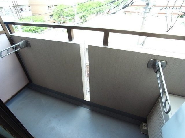 バルコニー　（別タイプ参考写真）プレール桜台　練?区豊?上２