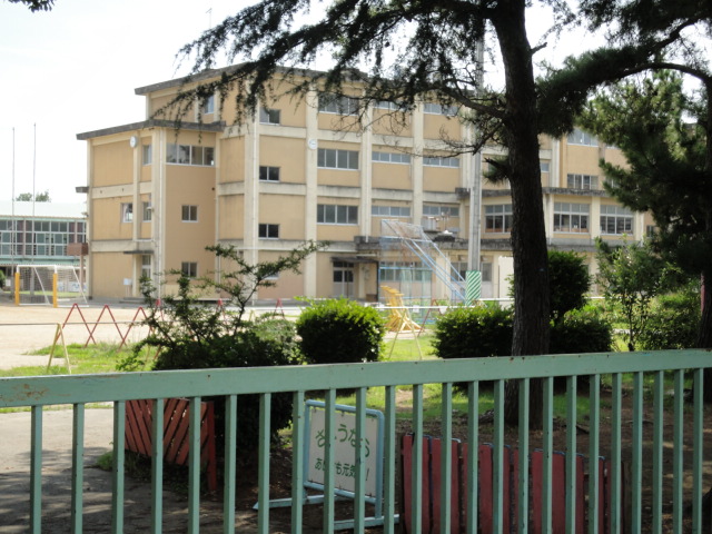 小学校　浜松市立豊岡小学校（小学校）まで1556m