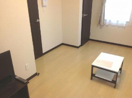 レオネクストサンルーチェ三鷹IIの居間写真