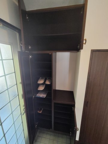 収納　たっぷり入るシューズボックスがございます