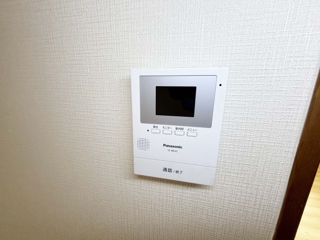セキュリティ　モニター付きインターホン