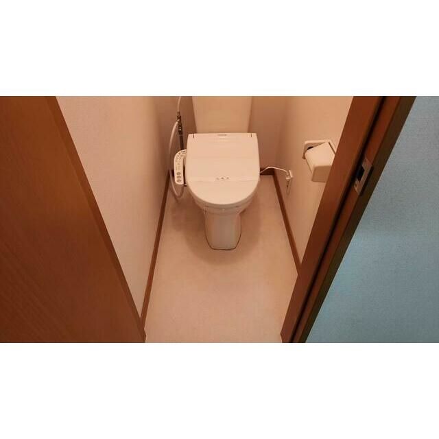 ＪＲ京浜東北線 大森駅 徒歩8分 2階建 築24年のトイレ写真