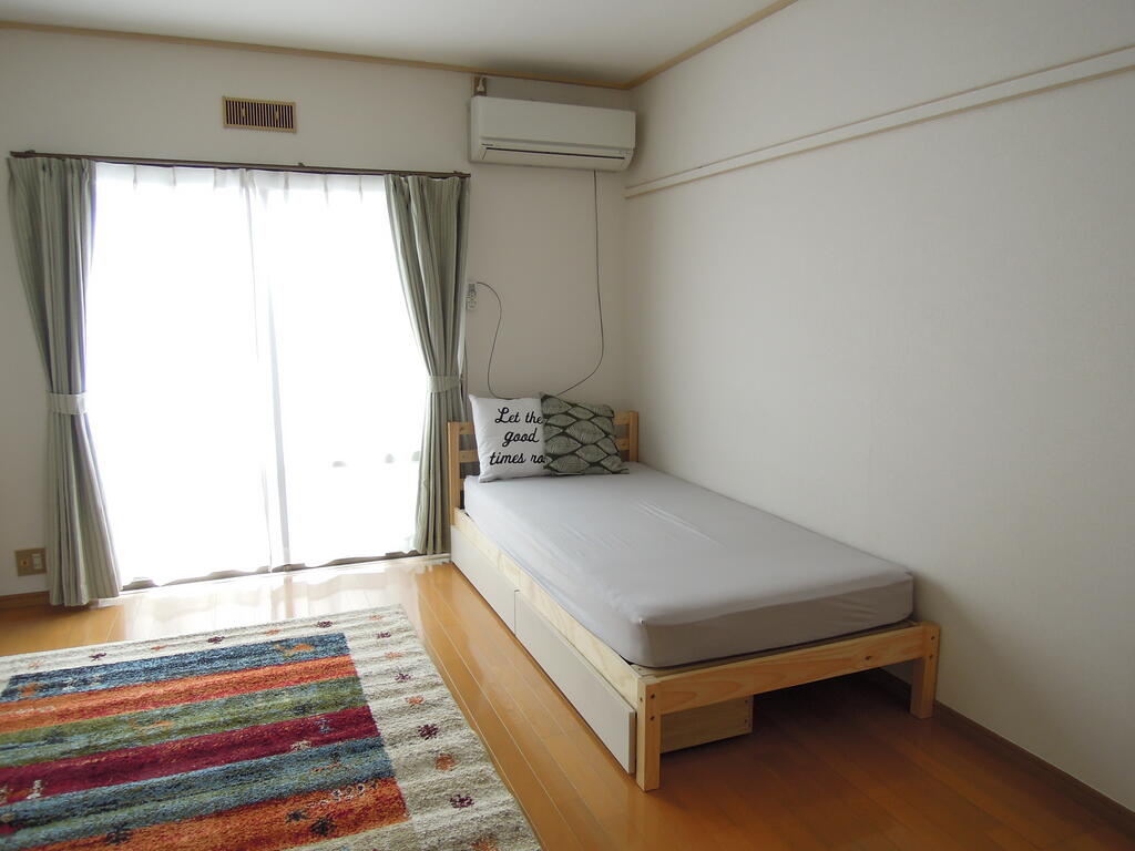 和山ハイツの居間写真