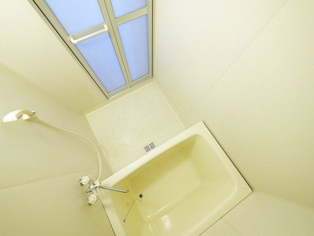 バス・シャワールーム　日々の疲れを癒すお風呂付です
