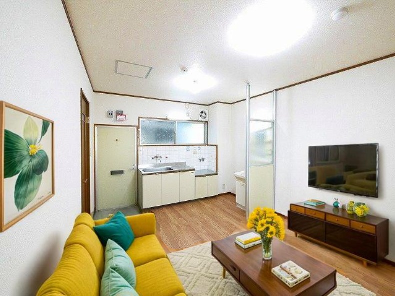 居室・リビング　CGで家具等を配置したもので家具等は含まれません