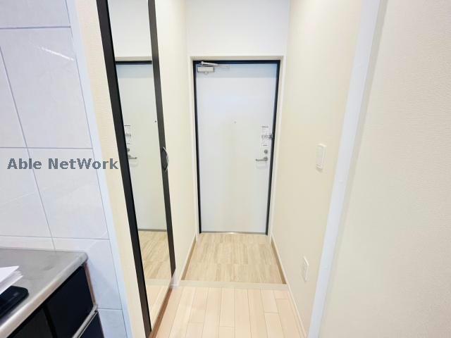 玄関　※同型　101号室