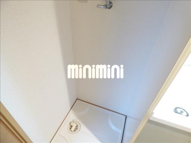 洗面設備　室内洗濯機置き場です。