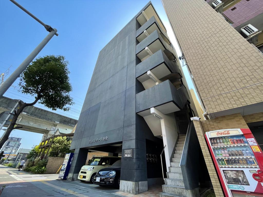 建物外観　エレベーターあります♪