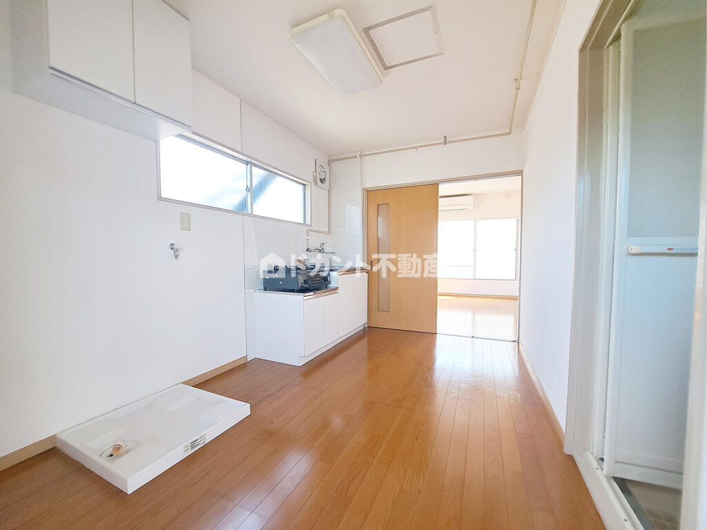 その他部屋・スペース　室内洗濯機置場　キッチンスペース