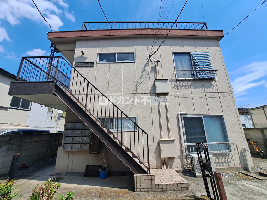 建物外観　清掃の行き届いたきれいな建物です