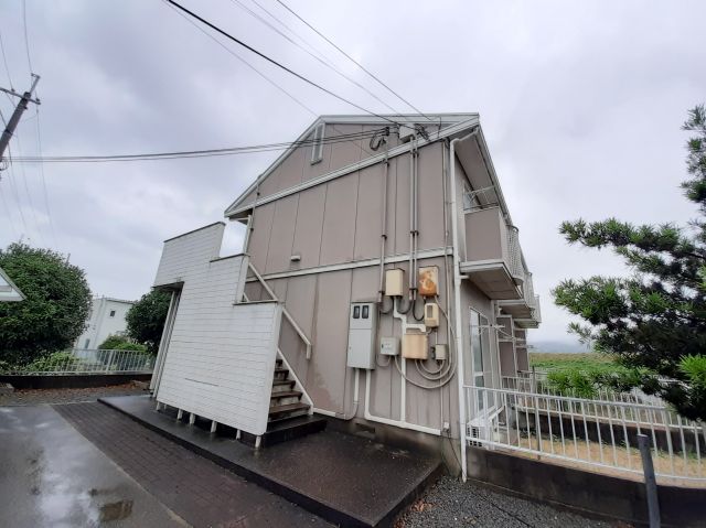 紀の川市貴志川町神戸のアパートの建物外観