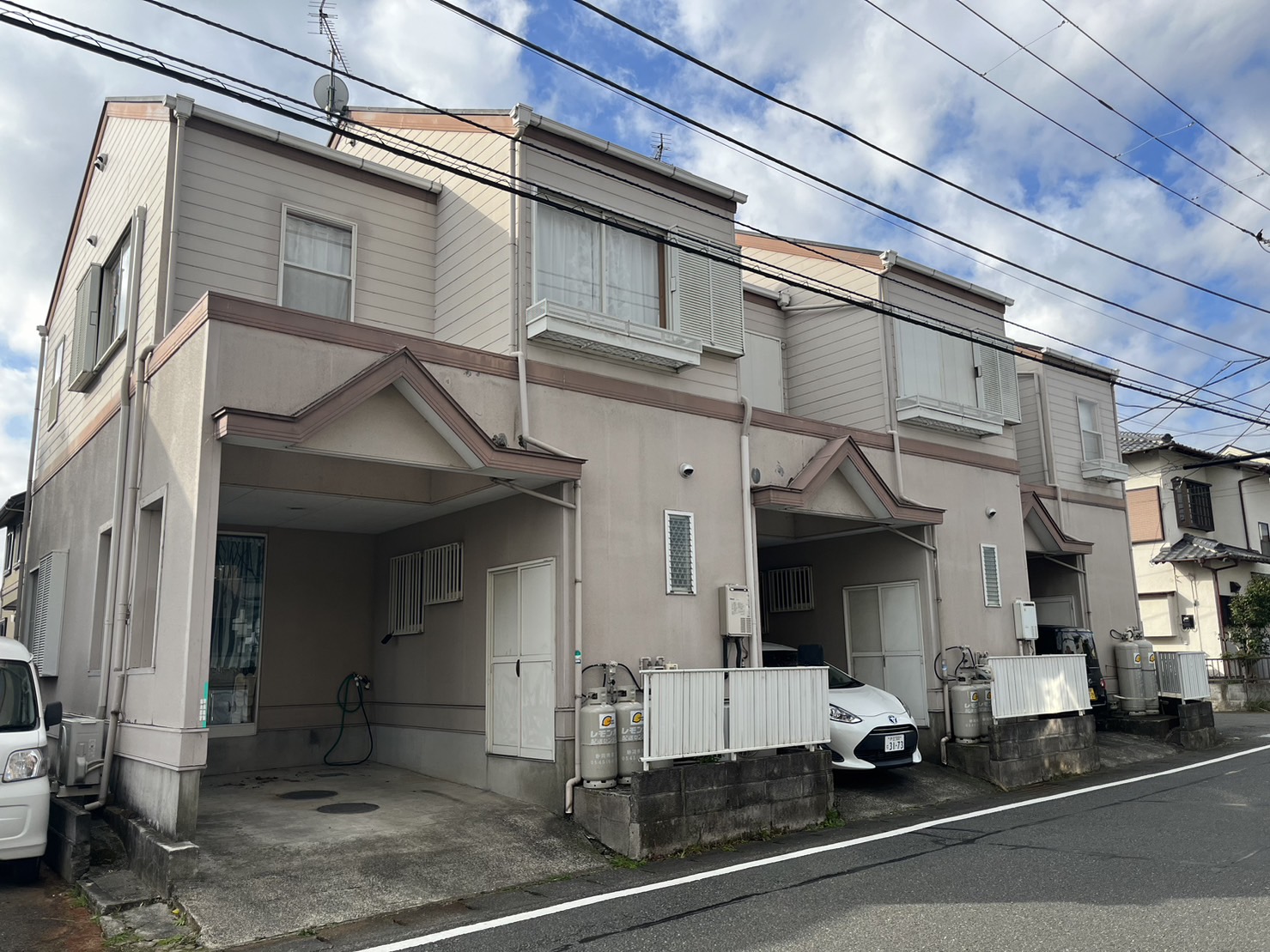 タウンハウス石川の建物外観