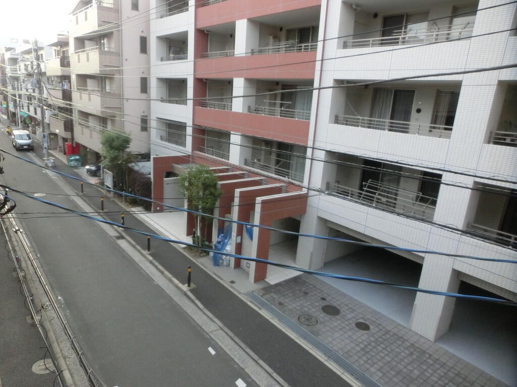 【横浜市南区宿町のマンションの眺望】