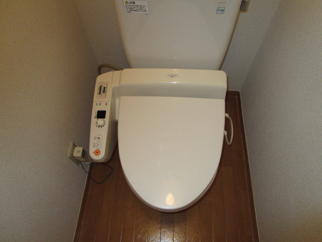 トイレ　ウォシュレット付き