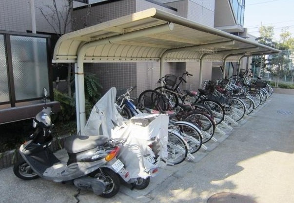 相鉄本線 二俣川駅 徒歩15分 5階建 築28年の外観写真