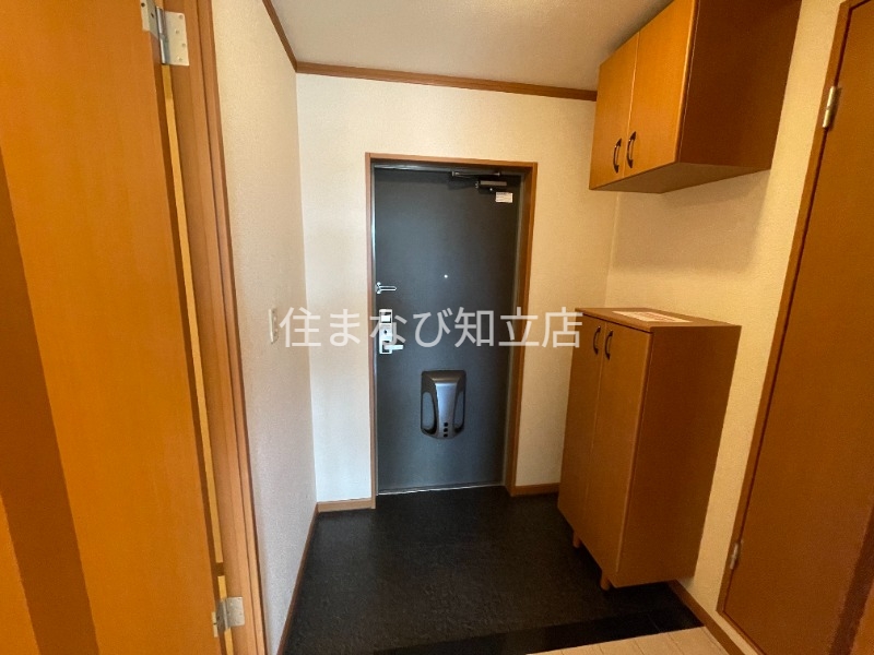 玄関　同型別部屋写真