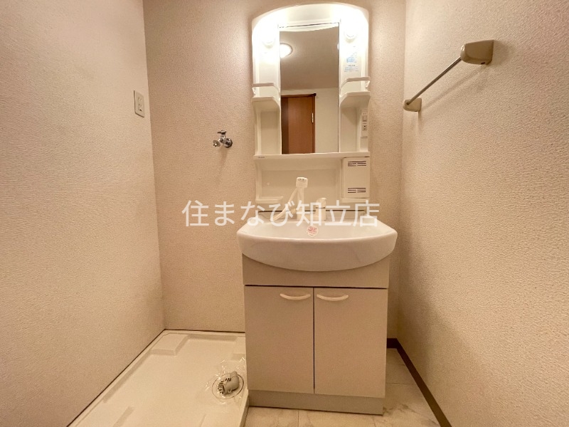 洗面設備　同型別部屋写真