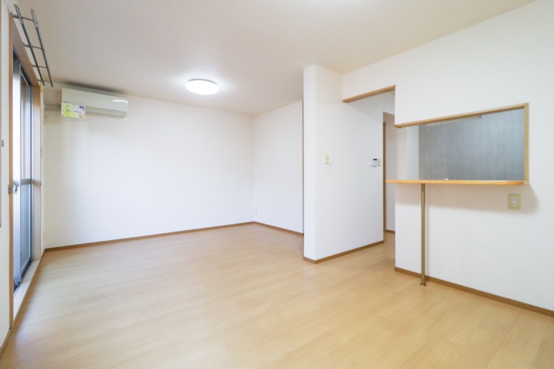 居室・リビング　図面と現状に相違がある場合には現状を優先