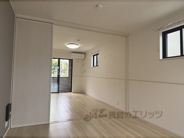 居室・リビング　洋室