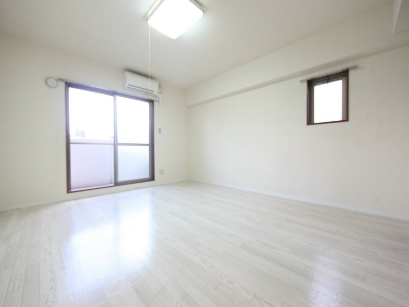 その他部屋・スペース　洋室11.1帖　ウォークインクローゼット（収納充実してます）