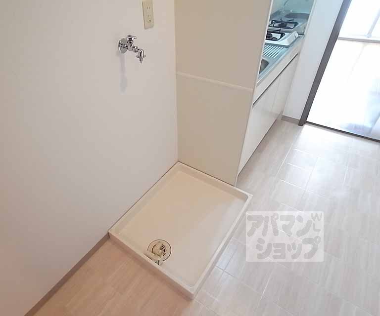 その他設備　室内の洗濯機設置スペース