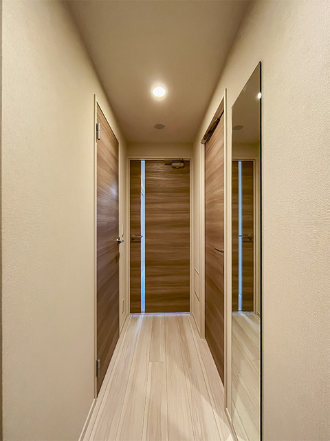 玄関　※写真は同タイプ住戸です。