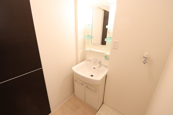 洗面設備　洗髪洗面化粧台