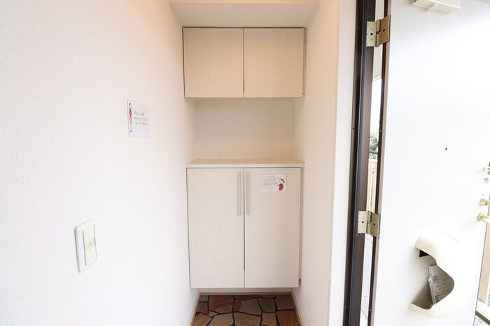 玄関　シューズボックス