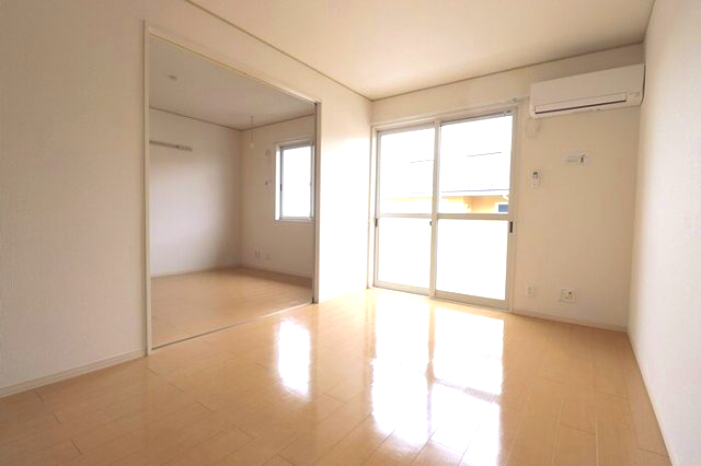 居室・リビング　リビング全景