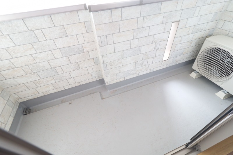 バルコニー　図面と現状に相違がある場合には現状を優先