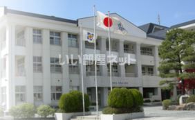 中学校　花巻北中学校（中学校）まで1255m