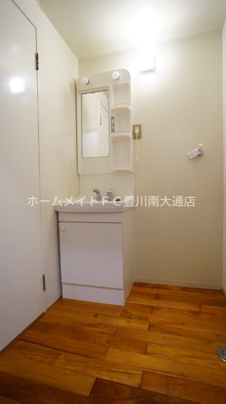 洗面設備　同型別部屋写真