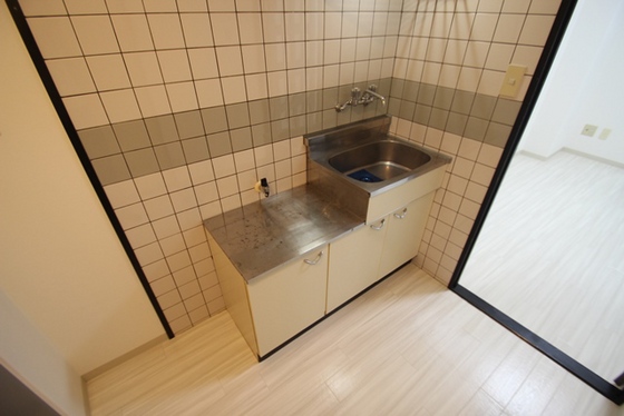 キッチン　※別部屋の写真です