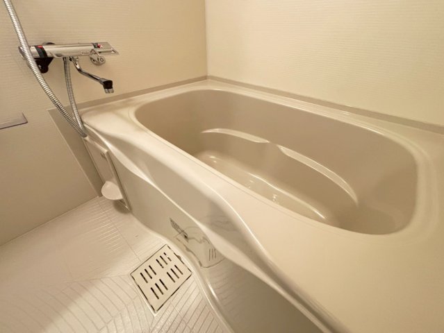 バス・シャワールーム　詳細は、RISUMO江坂本店までお問合せください♪