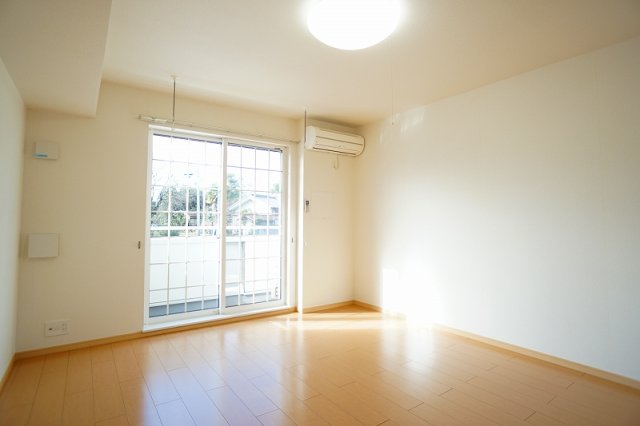 居室・リビング　内装も気になるポイント