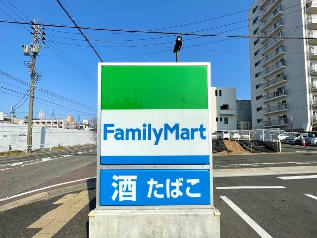 コンビニ　ファミリーマート妙音通店（コンビニ）まで274m