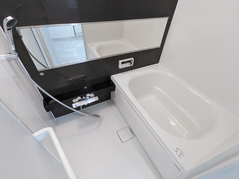 バス・シャワールーム　図面と現状に相違がある場合には現状を優先