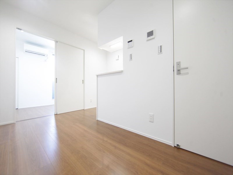 居室・リビング　ＬＤＫ7.9帖　洋室4.7帖　エアコン完備