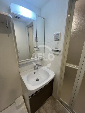 洗面設備　エステムコート新大阪XVIパルス　洗面台