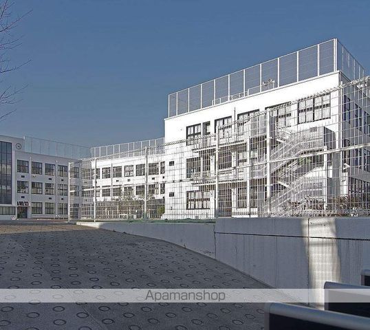 小学校　港区立高輪台小学校（小学校）まで565m