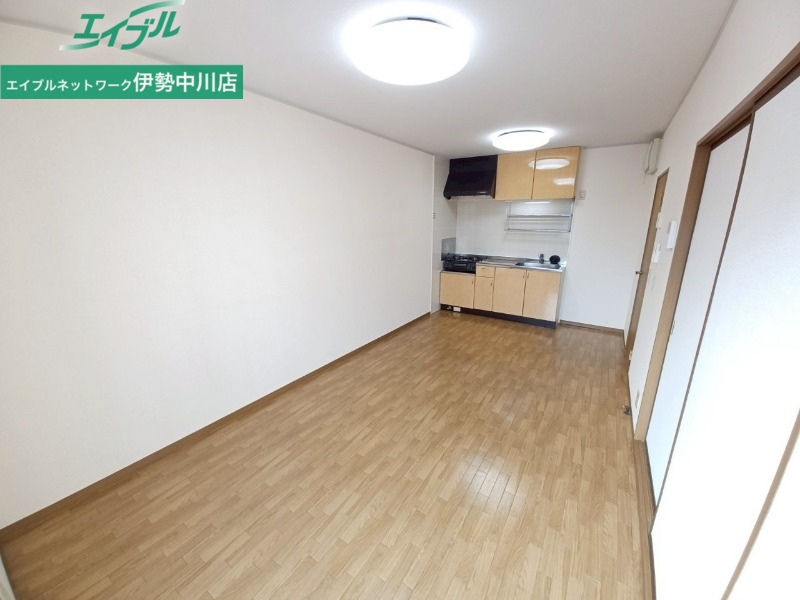 居室・リビング　同型参考写真