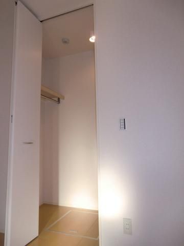 収納　たくさん入る収納完備