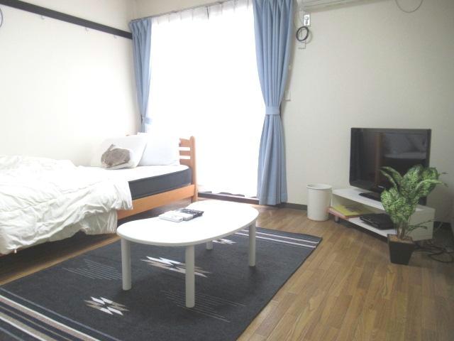 居室・リビング　※家具は撤去予定