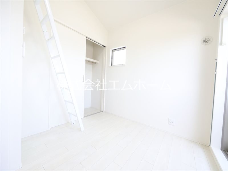 その他部屋・スペース　洋室3.7帖　クローゼット付（収納充実してます）